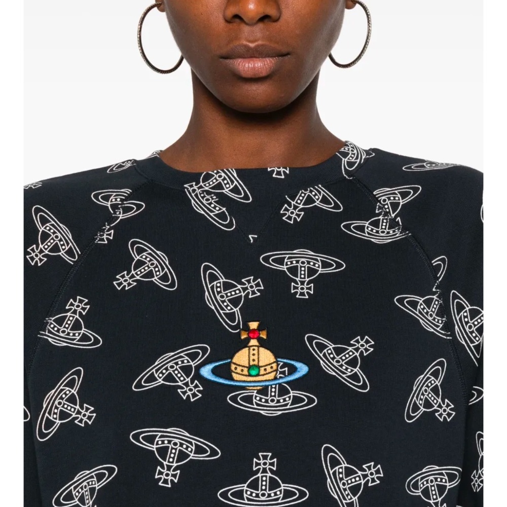 Vivienne Westwood Embroidered Orb Sweatshirt SZ M BNWT - Picture 7 of 16